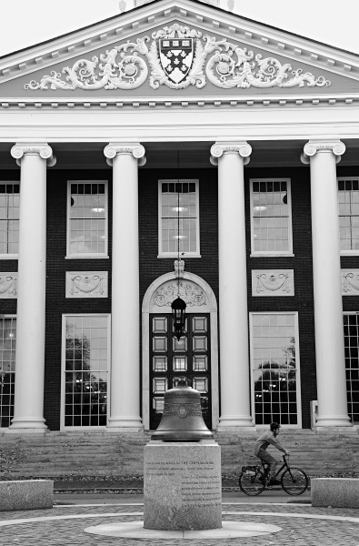 還在糾結(jié)選哪個學校？ 美國最有價值大學出爐