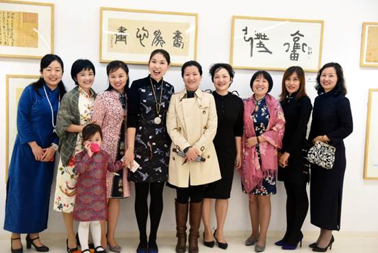 說明: E:\在線項目\2017年\其它\筆為心畫\第二屆\現(xiàn)場照片\DSC_4144.JPG